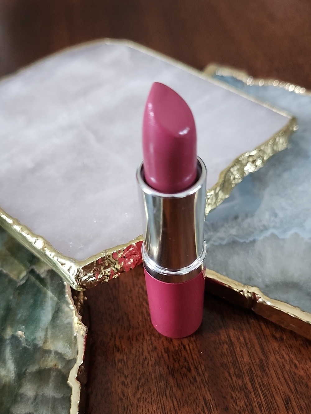 Clinique Lipstick 14 Plum Pop - Picture 3 of 7